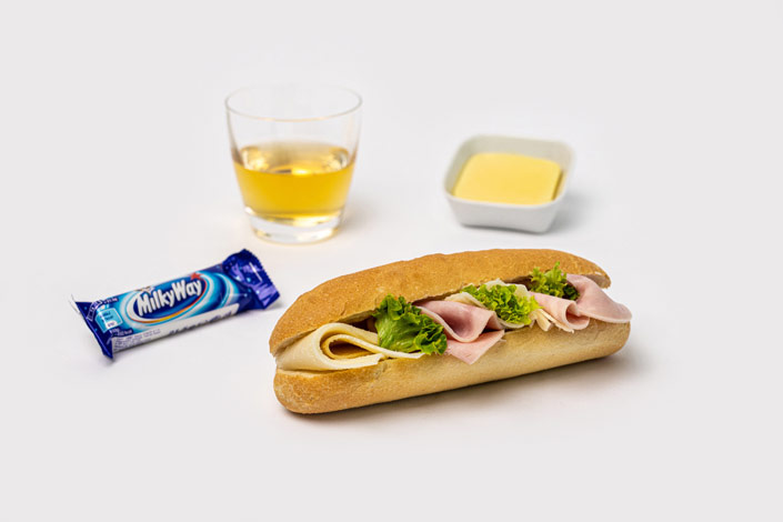 Gourmet Menü - Kinderessen kalt serviert an Bord von Czech Airlines