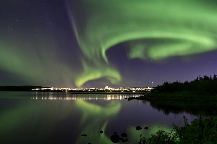 Aurora boreale su Reykjavík